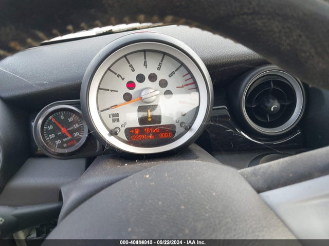 2007 MINI COOPER S WMWMF73517TL86921 Photo 6