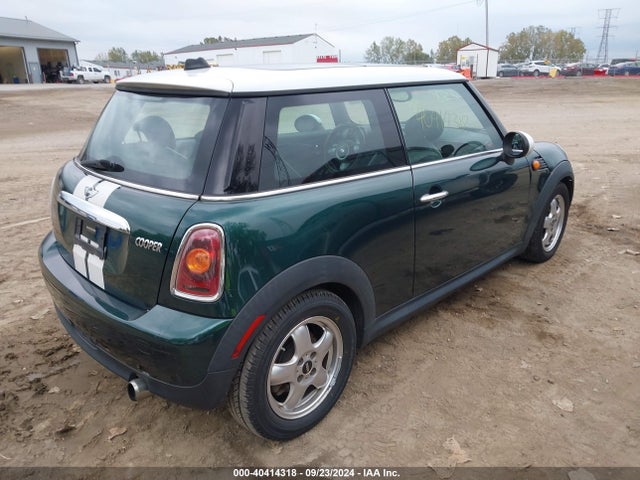 2009 MINI COOPER WMWMF33529TW71252 Photo 3