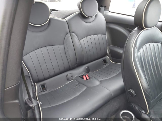 2009 MINI COOPER WMWMF33529TW71252 Photo 7