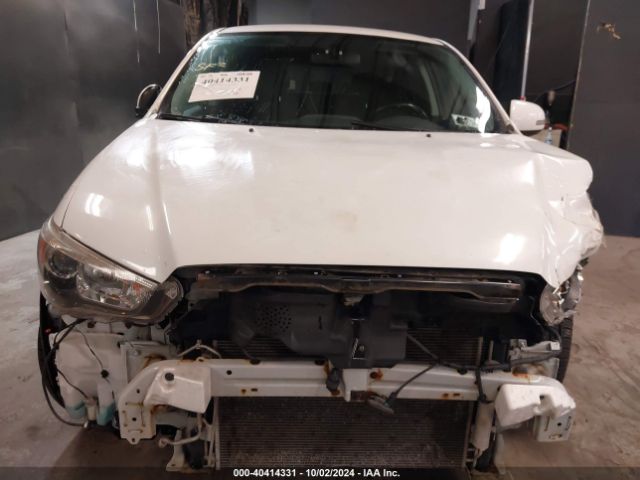 JA4AR3AWXGZ057028 Mitsubishi Outlander Sport 2.4 Se