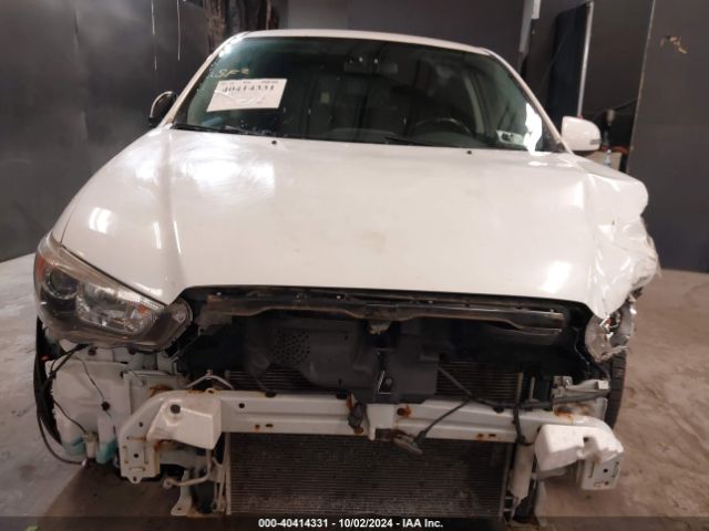 JA4AR3AWXGZ057028 Mitsubishi Outlander Sport 2.4 Se