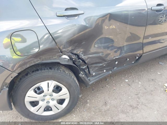 3GNCJKSB8GL220530 Chevrolet Trax 1ls