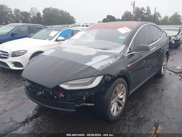 2017 TESLA MODEL X 5YJXCDE26HF044556 Photo 1