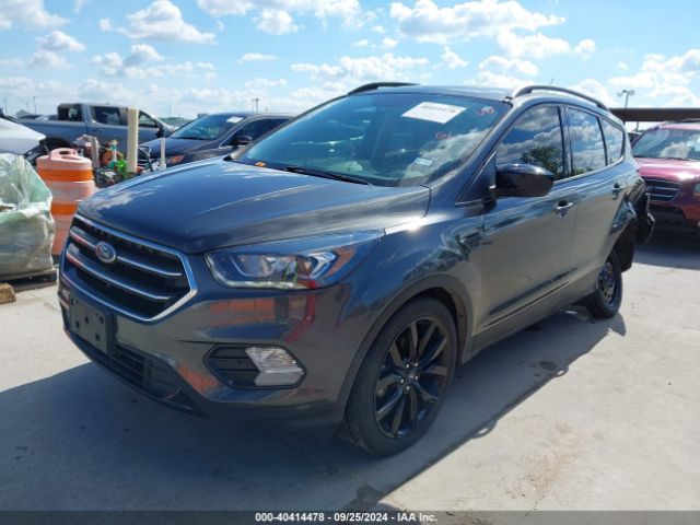 1FMCU0GD0KUA17303 Ford ESCAPE SE