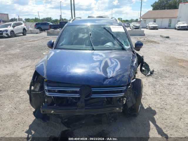 WVGAV7AX8FW562028 Volkswagen Tiguan Sel
