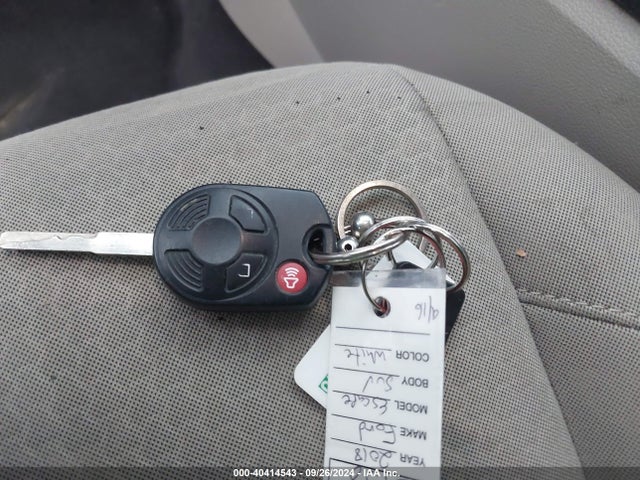 Ford ESCAPE SE 2018 1FMCU9GD7JUC20305 Image 11