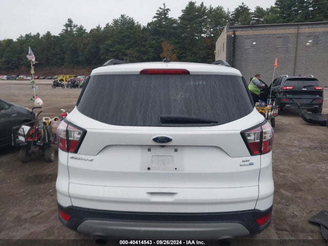 Ford ESCAPE SE 2018 1FMCU9GD7JUC20305 Image 16