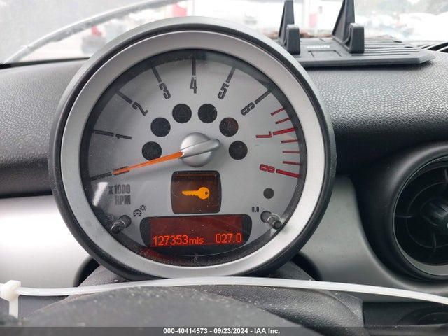 2009 MINI COOPER WMWMF335X9TU70229 Photo 6
