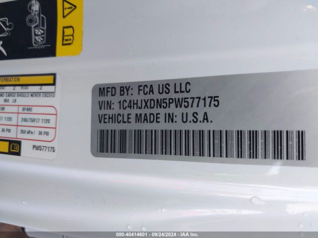 1C4HJXDN5PW577175 Jeep Wrangler 4-door Sport S 4x4