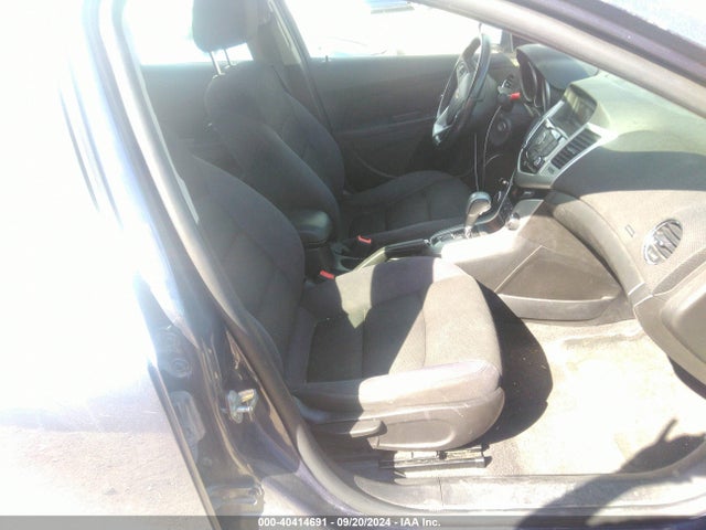 Chevrolet Cruze 1lt Auto 2014 1G1PC5SBXE7455950 Image 5