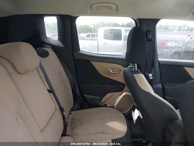 Jeep Renegade Latitude 2015 ZACCJABT5FPB51359 Image 8