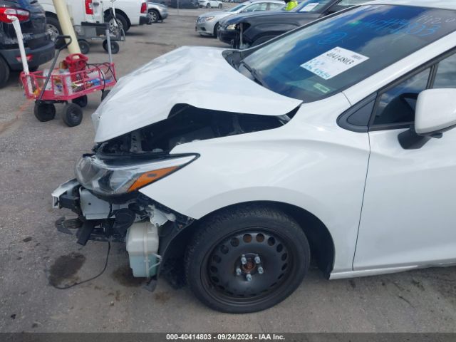 1G1BB5SM1J7114204 Chevrolet Cruze Ls Manual