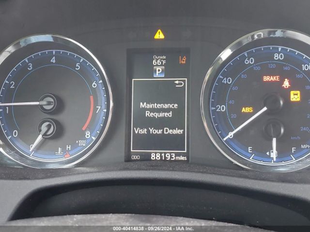 2T1BURHE5HC943178 Toyota Corolla Xle
