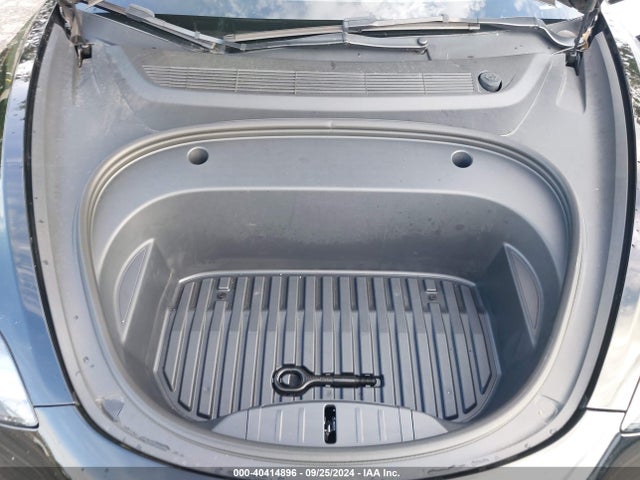 2023 TESLA MODEL 3 5YJ3E1EA4PF455483 Photo 9