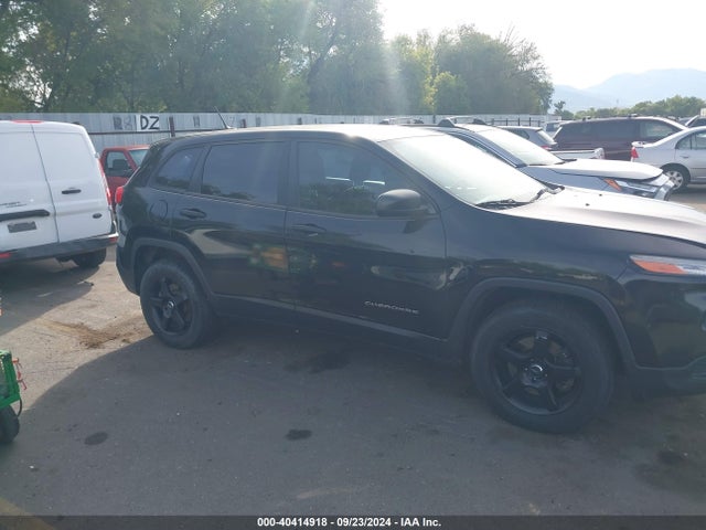 1C4PJMABXEW206384 Jeep Cherokee Sport
