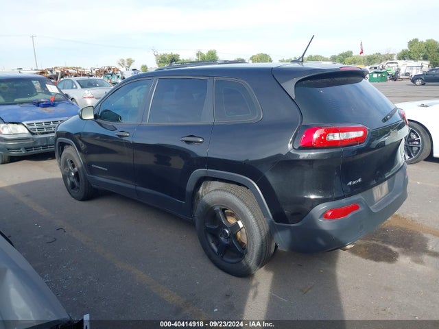 1C4PJMABXEW206384 Jeep Cherokee Sport