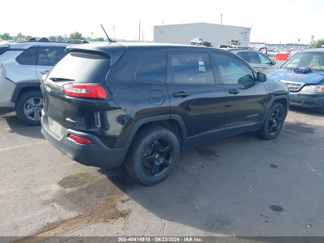 1C4PJMABXEW206384 Jeep Cherokee Sport