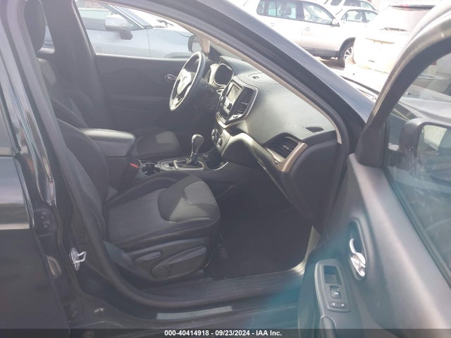 1C4PJMABXEW206384 Jeep Cherokee Sport