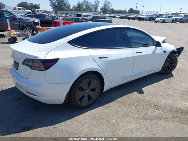 2023 TESLA MODEL 3 5YJ3E1EA5PF556127 Photo 3