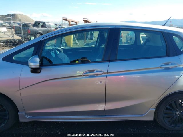 3HGGK5H68JM719317 Honda Fit Sport