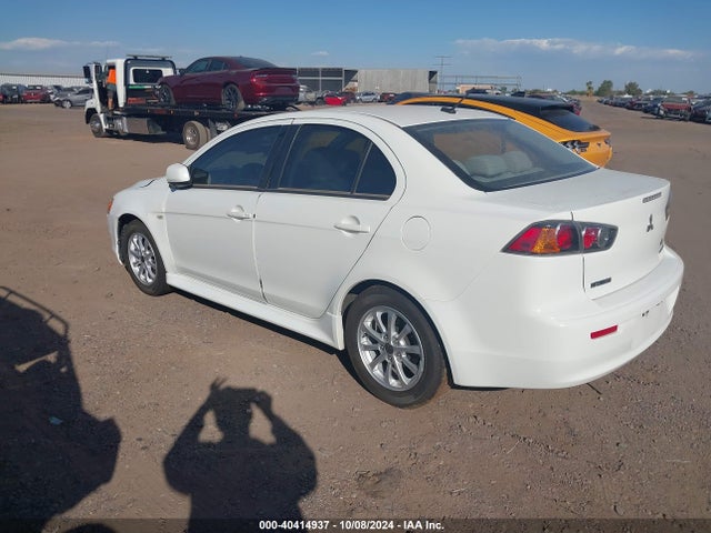 2013 MITSUBISHI LANCER JA32U2FU8DU013577 Photo 2