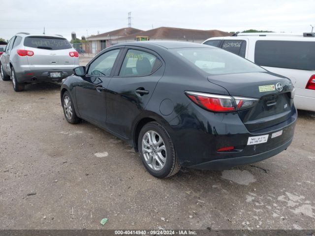3MYDLBZV3GY145537 Scion IA