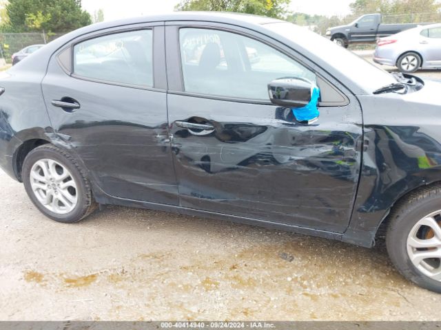 3MYDLBZV3GY145537 Scion IA