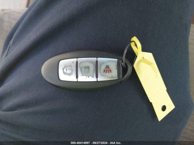 JN8AE2KP7F9123508 Nissan QUEST S