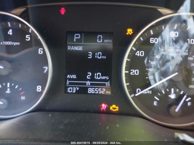 KMHD74LFXHU151836 Hyundai ELANTRA SE