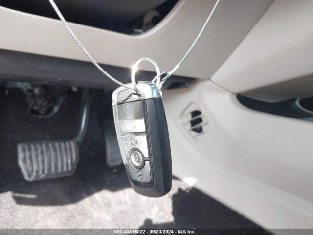3FA6P0HD5HR141015 Ford FUSION SE