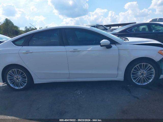 3FA6P0HD5HR141015 Ford FUSION SE