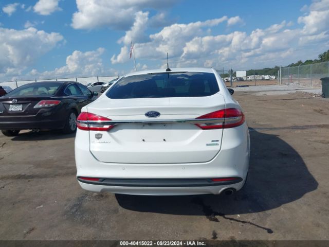 3FA6P0HD5HR141015 Ford FUSION SE
