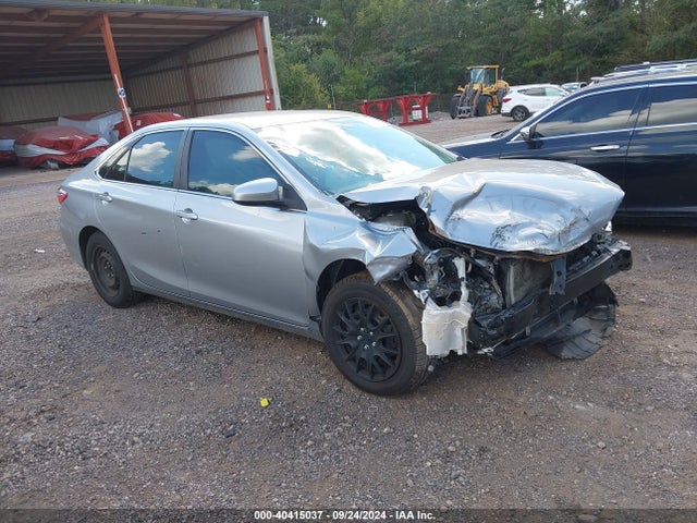 Toyota CAMRY LE 2017 4T1BF1FKXHU800956 Image 1
