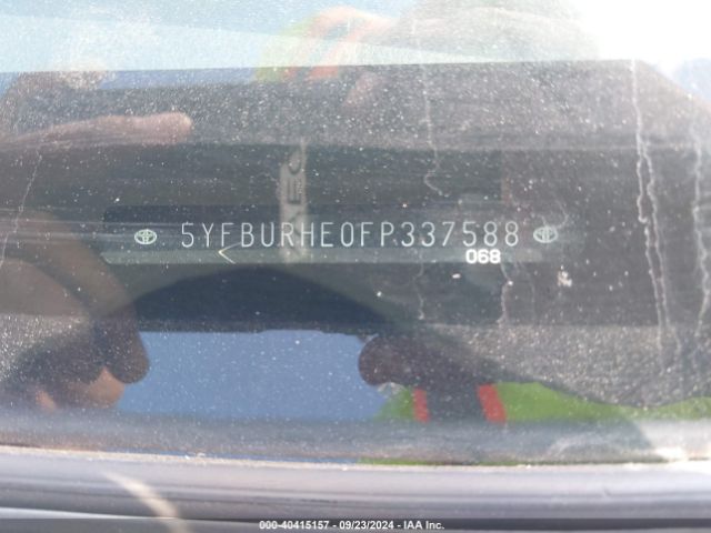 5YFBURHE0FP337588 Toyota COROLLA LE