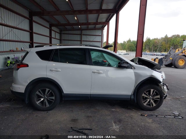 Toyota Rav4 Xle 2018 2T3RFREV9JW744451 Image 14