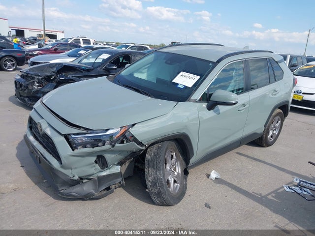 Toyota Rav4 Xle 2022 2T3W1RFV6NW197757 Image 2
