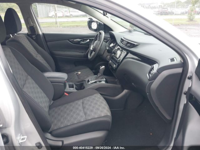 JN1BJ1CR0HW133598 Nissan Rogue Sport Sv