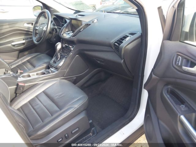 1FMCU0JX7FUC77108 Ford Escape Titanium