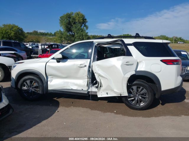 5N1DR3BA7NC239464 Nissan Pathfinder Sv 2wd