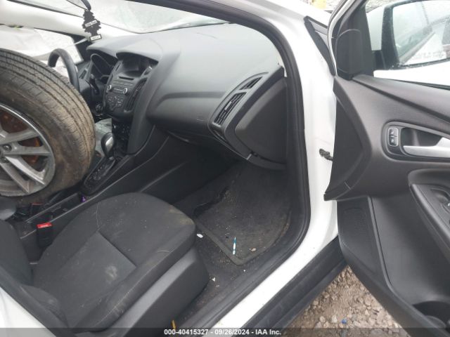 1FADP3F2XHL292103 Ford FOCUS SE