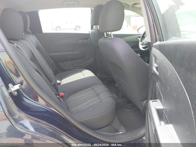 Chevrolet Sonic Lt Auto 2015 1G1JC6SH0F4199840 Image 8