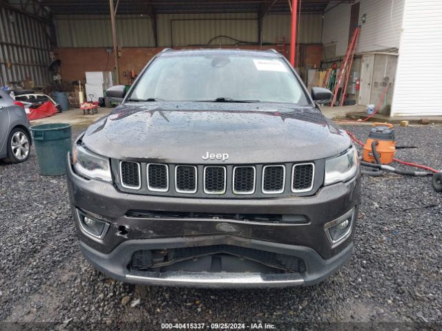3C4NJCCB6JT406323 Jeep Compass Limited Fwd