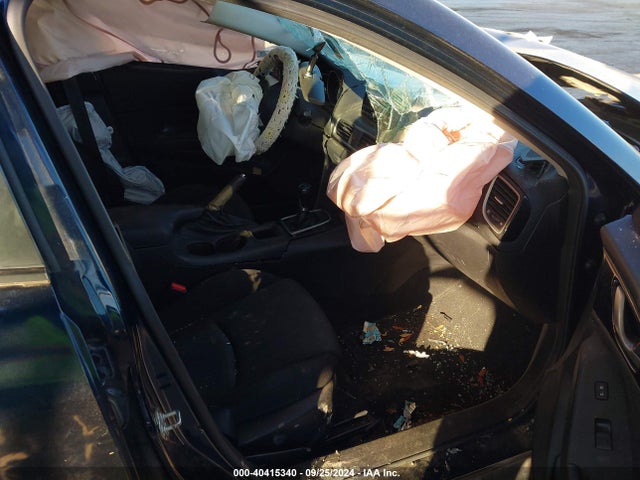 JM1BM1K75E1104241 Mazda MAZDA3