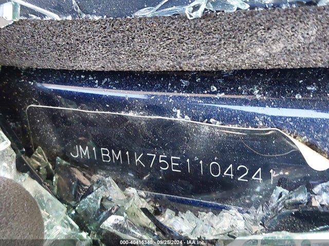 JM1BM1K75E1104241 Mazda MAZDA3