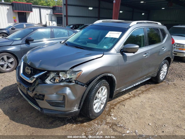 Nissan ROGUE SV 2018 JN8AT2MV8JW301096 Image 2