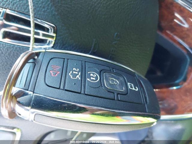 2LMPJ6KR2JBL39238 Lincoln Mkx Select