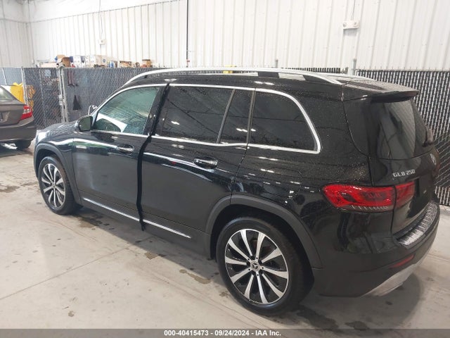 W1N4M4HB7NW234782 Mercedes-Benz Glb 250 4matic