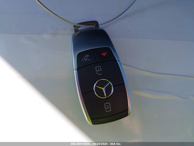 W1KWF8DB8LR595401 Mercedes-Benz C 300