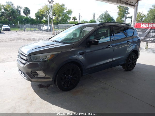 Ford ESCAPE SE 2017 1FMCU0GD0HUB95950 Image 2