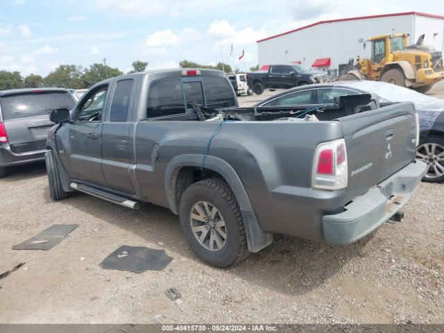 2006 MITSUBISHI RAIDER 1Z7HC32N76S567828 Photo 2